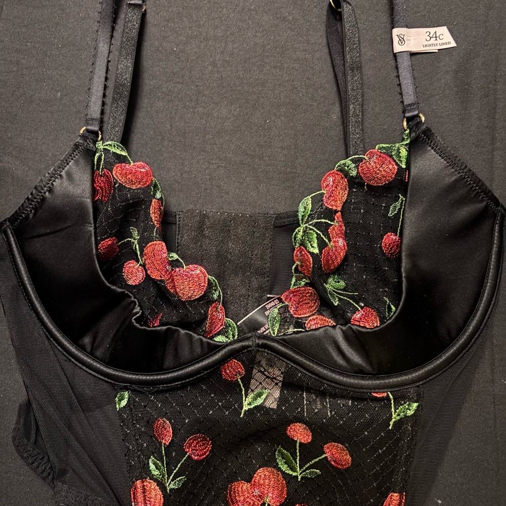 Black and Red Embroidered Cherry Women's Lingerie